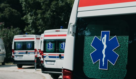 石渠救护车转运病人过路高速收费吗?